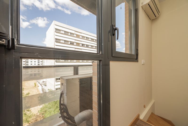 Replacement of outdated windows